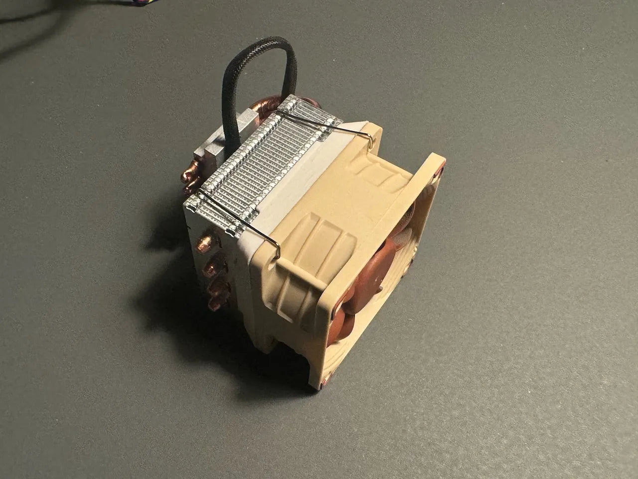 Noctua A6x15 or A6x25 adapter for 52Pi Low-Profile Plus ICE tower