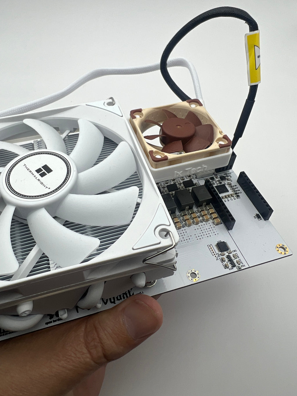 QAxe++ VREG fan mount