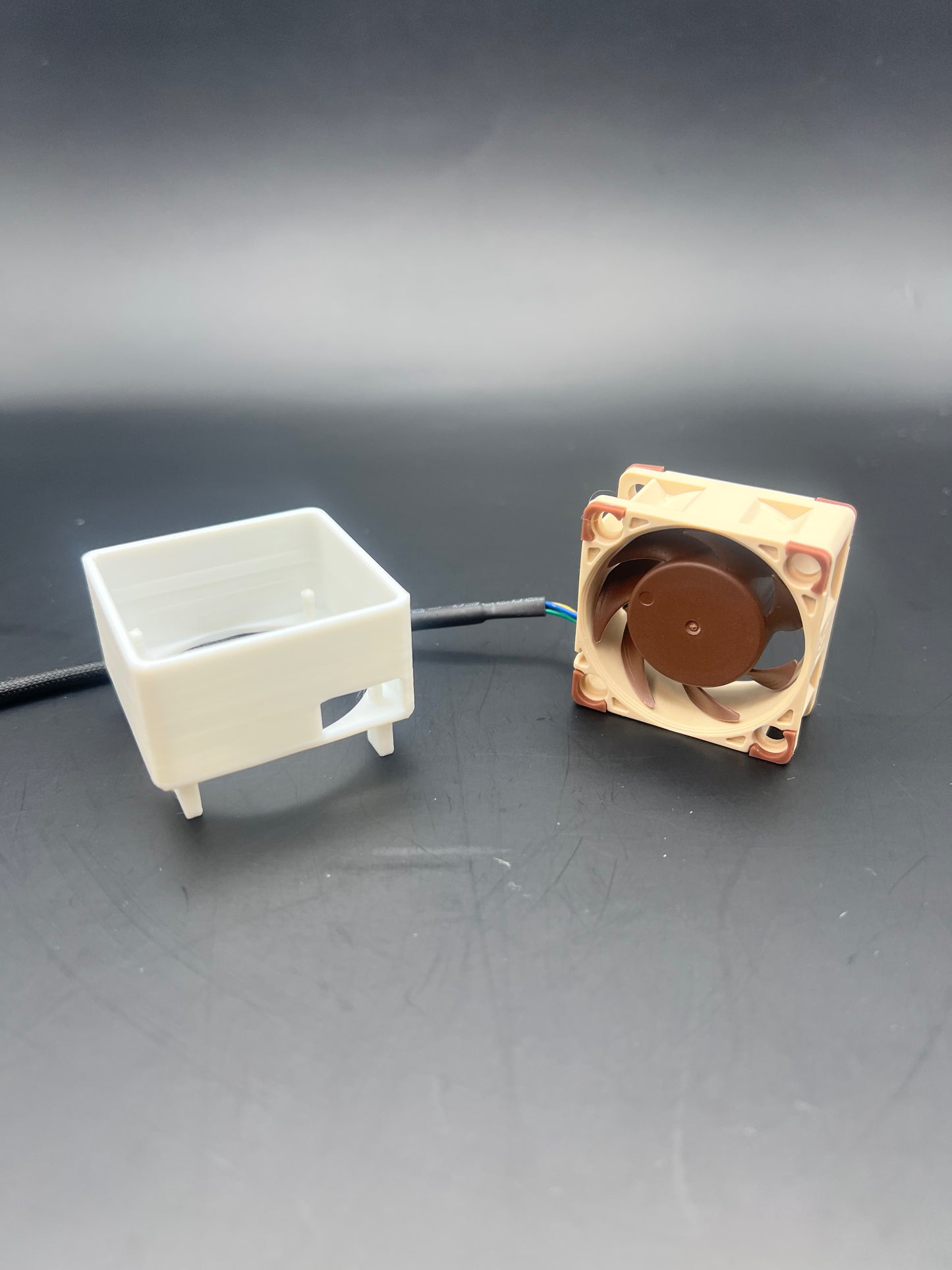 El Mirage fan holder: Noctua NF-AFx20